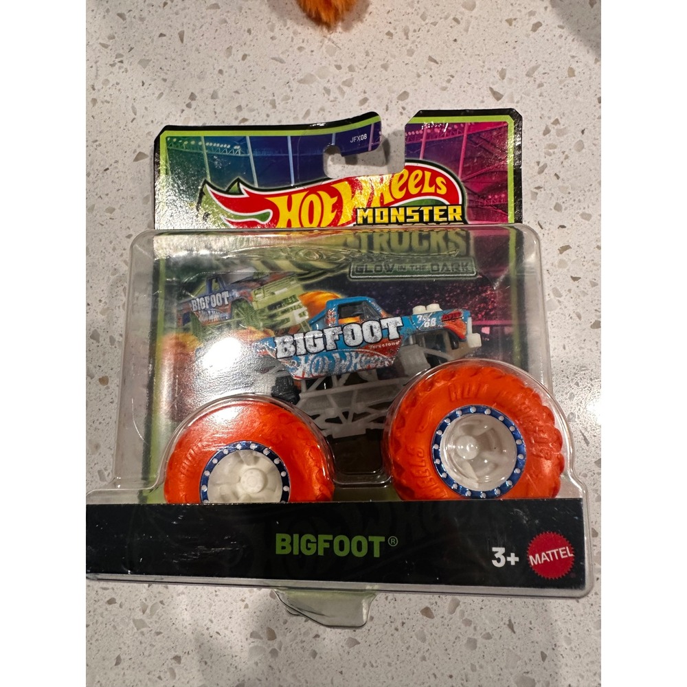 Hot Wheels Monster Truck Bigfoot Glow in the Dark Blue Orange JFX15 Mattel 1:64